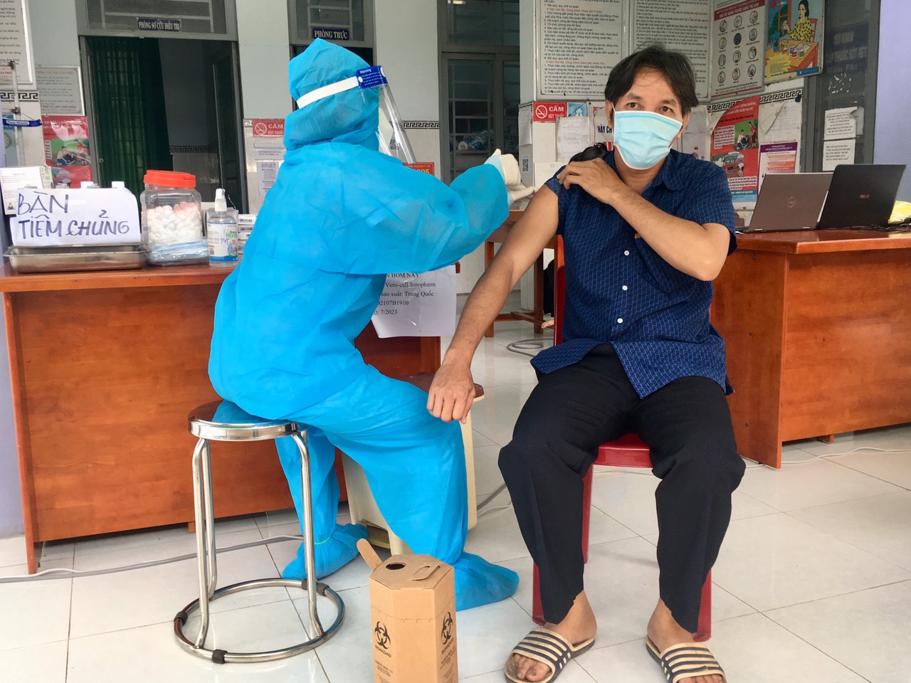 Huyện Dương Minh Châu tiếp tục tiêm hơn 20.000 liều vắc xin cho người dân